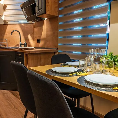 Apartpro Apartments, Apartment