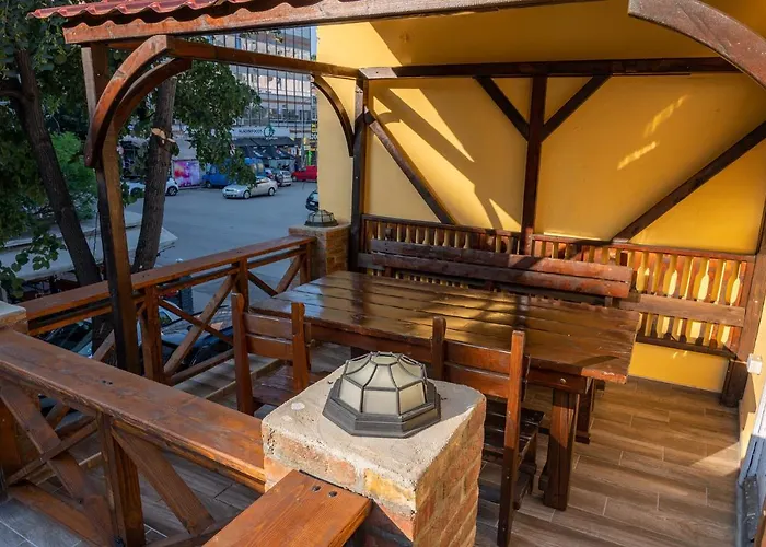 Apartpro Apartments,